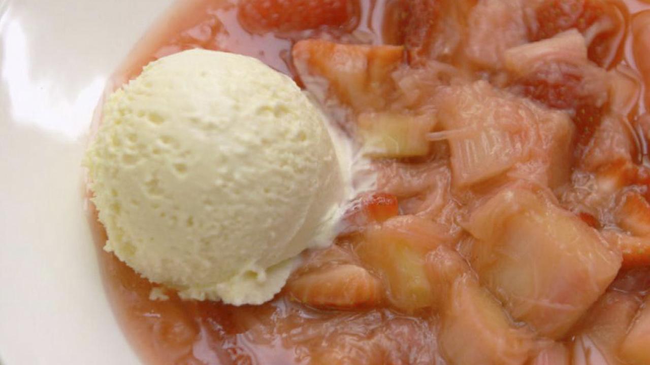 Stewed Rhubarb and Red Berries