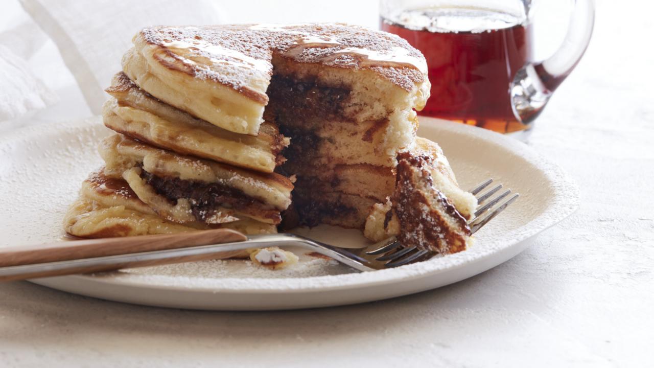 Nutella-Stuffed Pancakes
