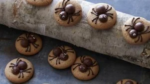 Scary Peanut Butter Spider Cookies