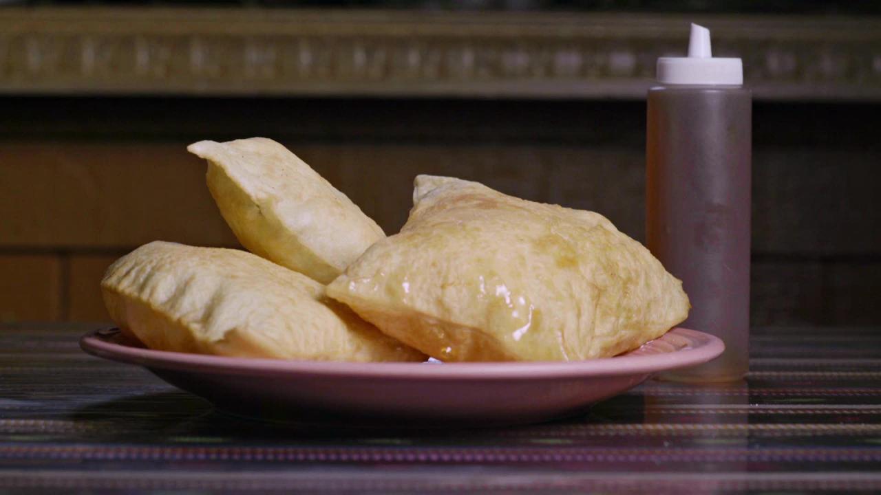 Puffy Old-School Sopaipillas