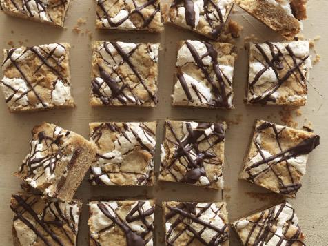 S'mores Cookie Crumble Bars