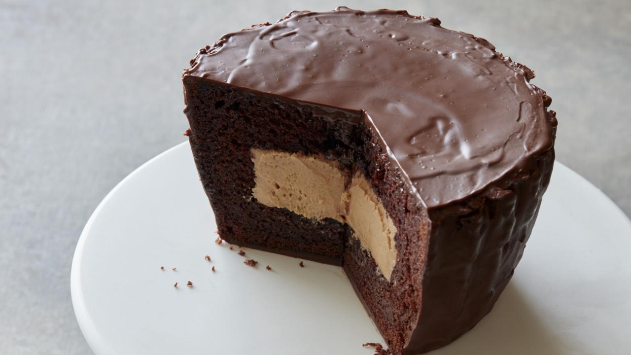 Giant Peanut Butter Cup Cake