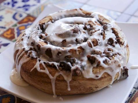 Monster-Sized Cinnamon Rolls