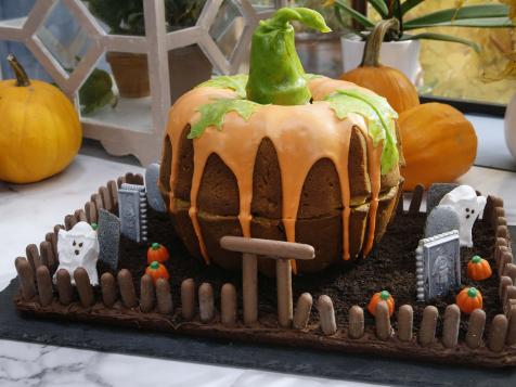 Pumpkin Cake Graveyard