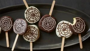 Spiderweb Chocolate Apple Pops