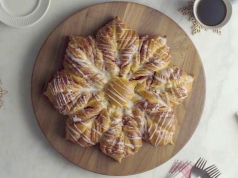 Raspberry Snowflake Pull-Apart Bread