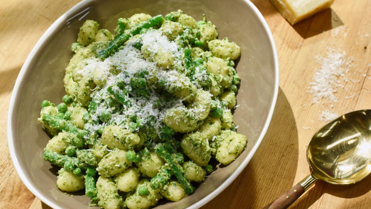 Gnocchi Pesto Pasta Salad