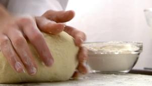 Proofing and Kneading Dough