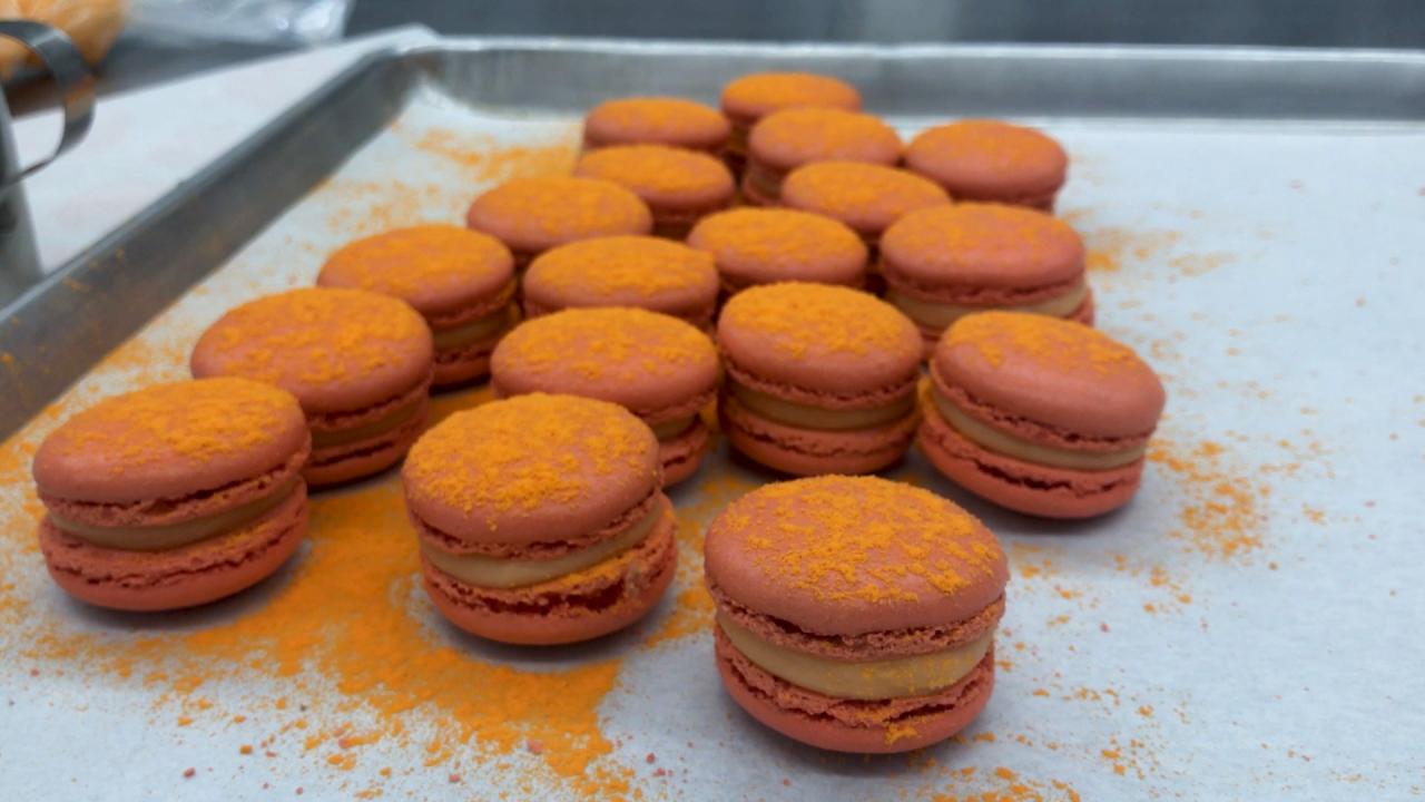 Cheeto Macarons