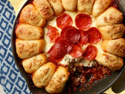 Bread Ring Pizza Dip