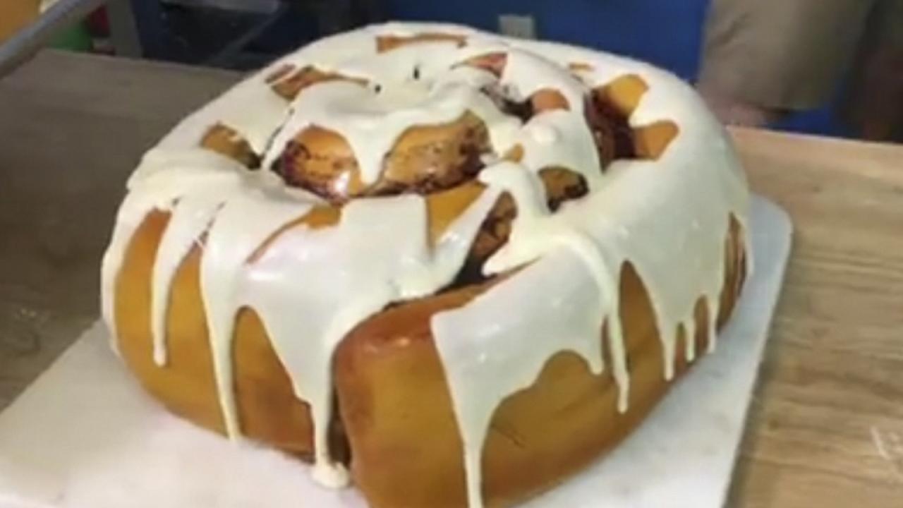 Cinnamon Bun Cake