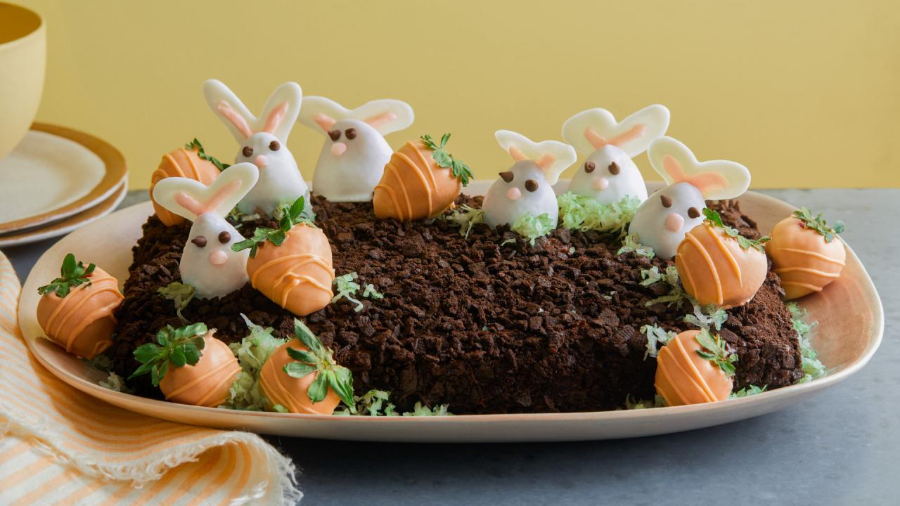 Strawberry Bunnies and Carrots Cake