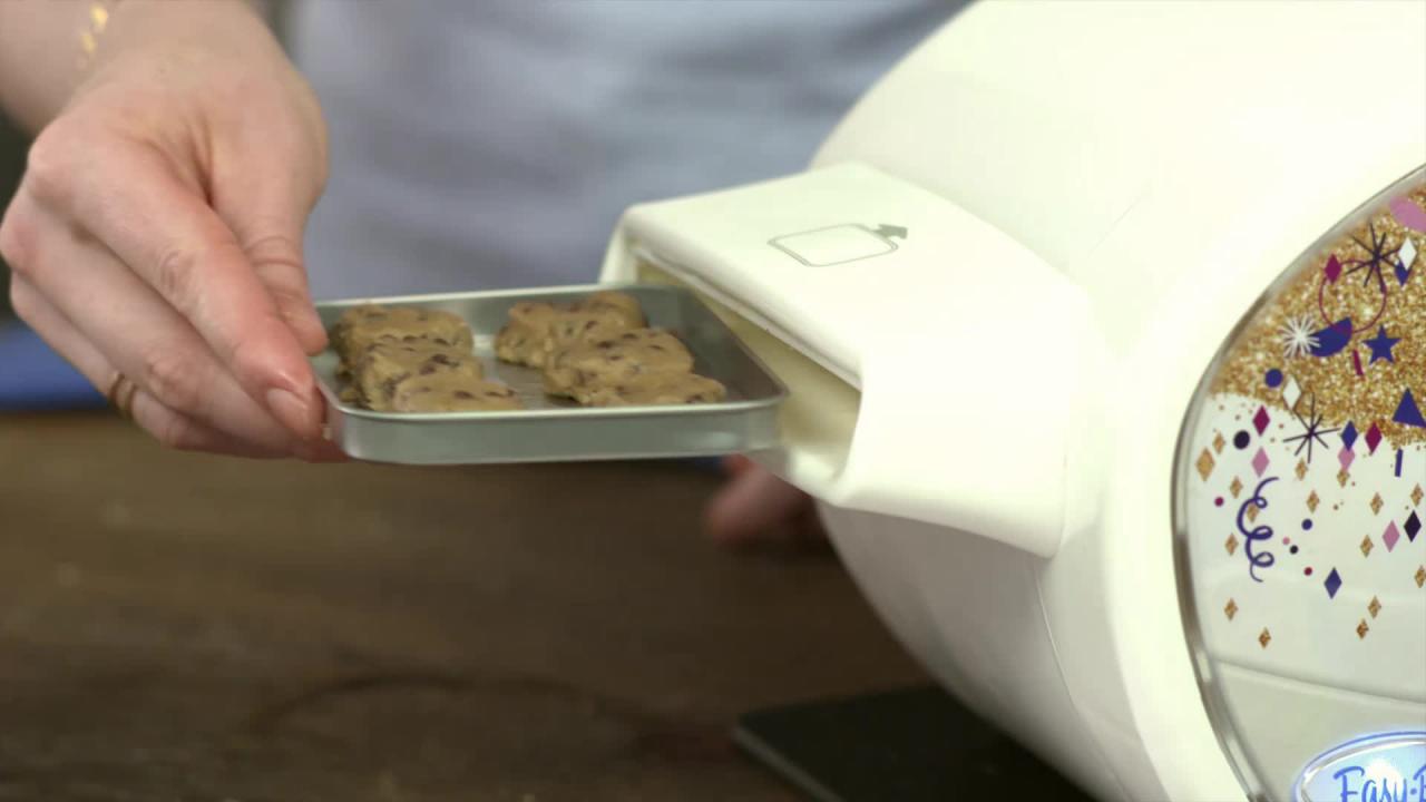 Baking in Toy Ovens