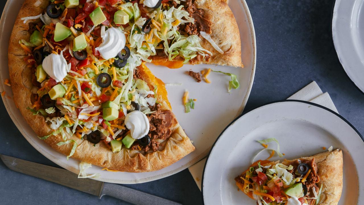 Tex-Mex Stuffed-Crust Pizza