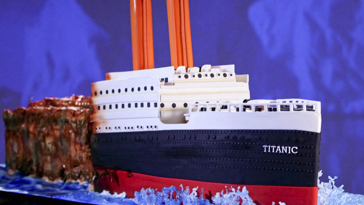 Titanic Cake