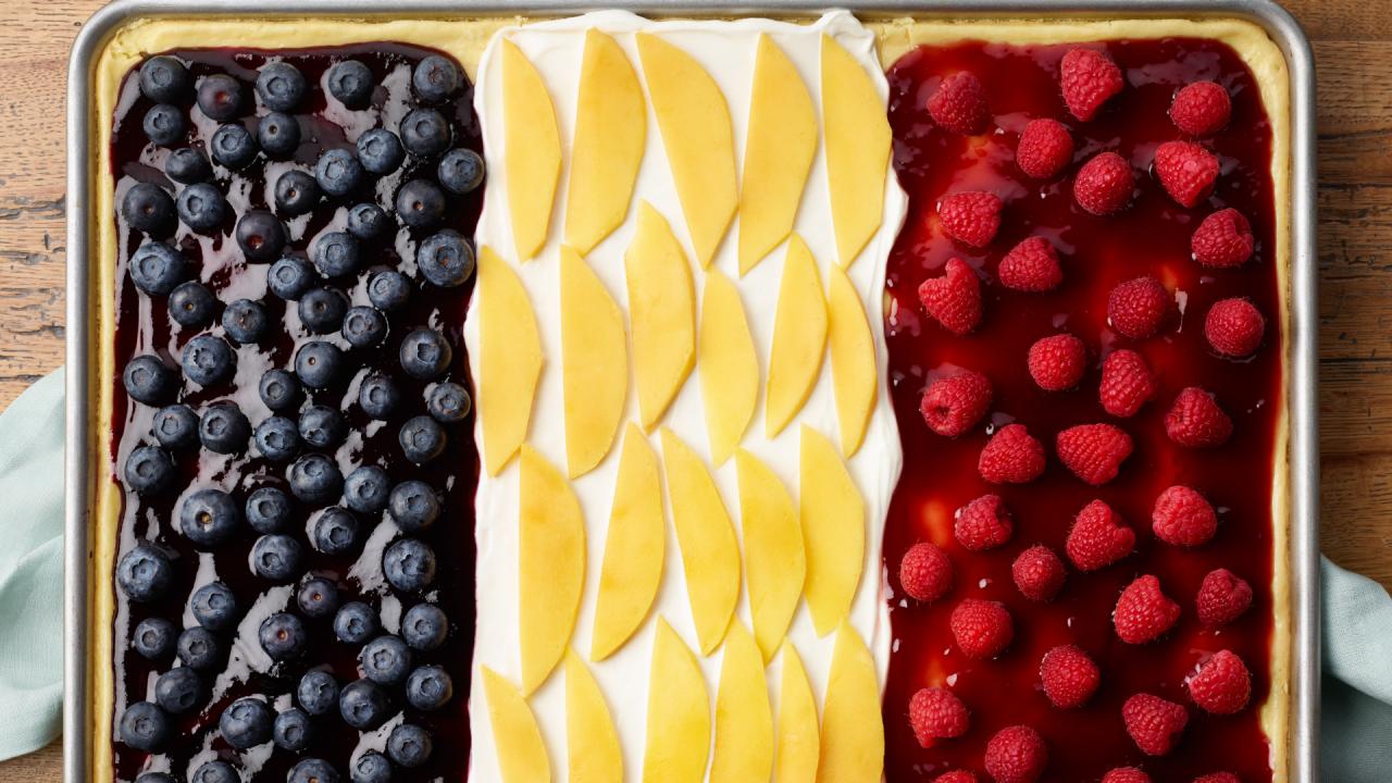 Triple-Flavor Sheet Pan Cheesecake
