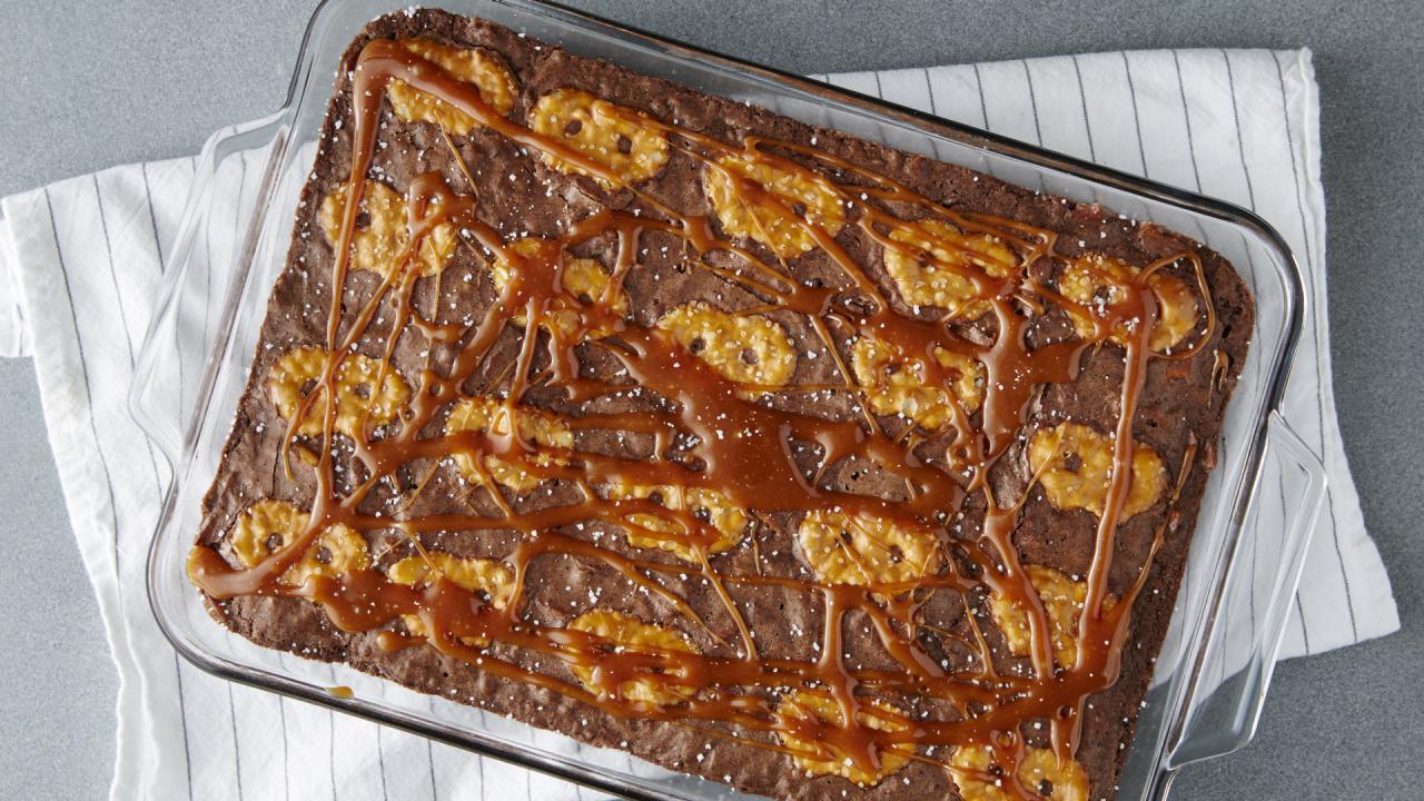 Eddie Jackson's Gooey Chocolate Salted Caramel Pretzel Brownies