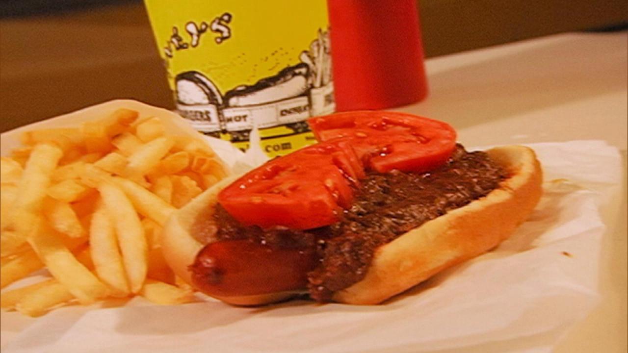 Carney's Chili Dog