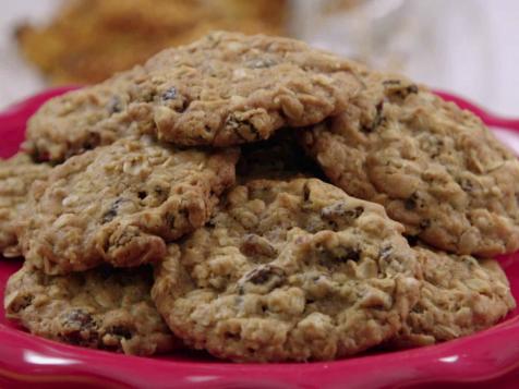Chewy Schmaltz Oatmeal-Raisin Cookies