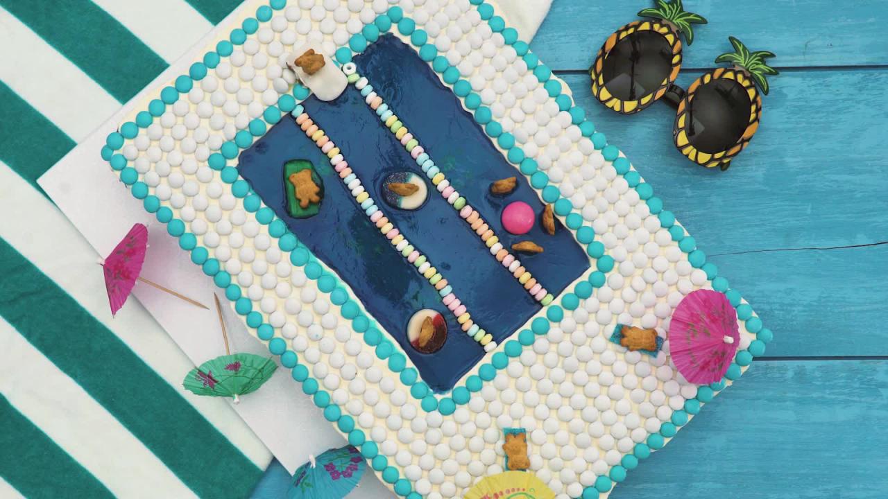 Pull-Apart Pool Cupcake Cake