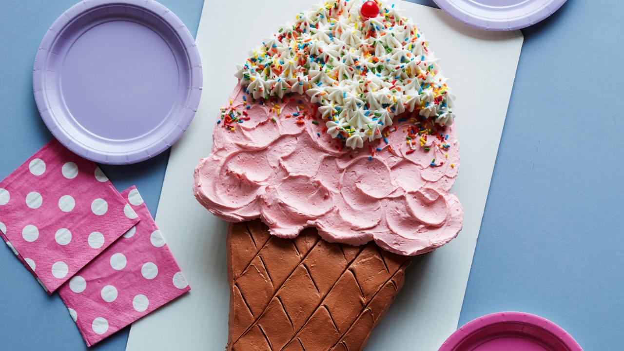 Ice Cream Cone Cupcake Cake