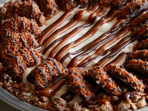 Samoa No-Bake Cheesecake Pie
