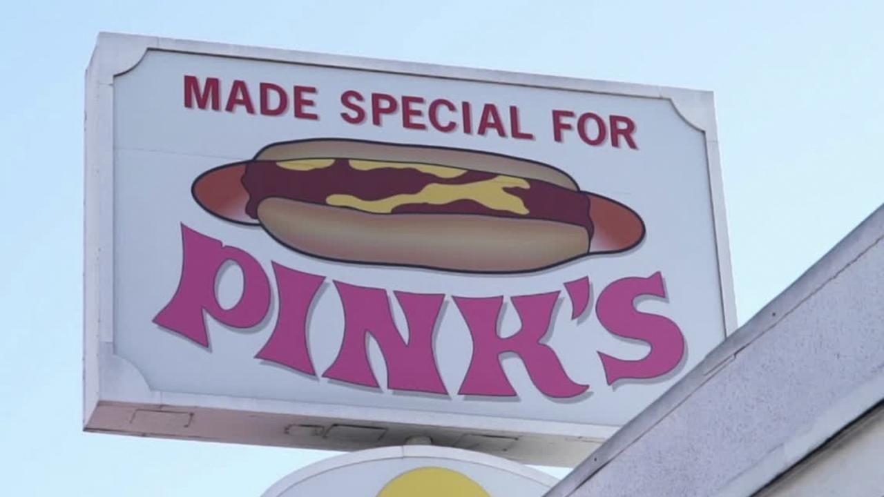 Pink's Hot Dogs