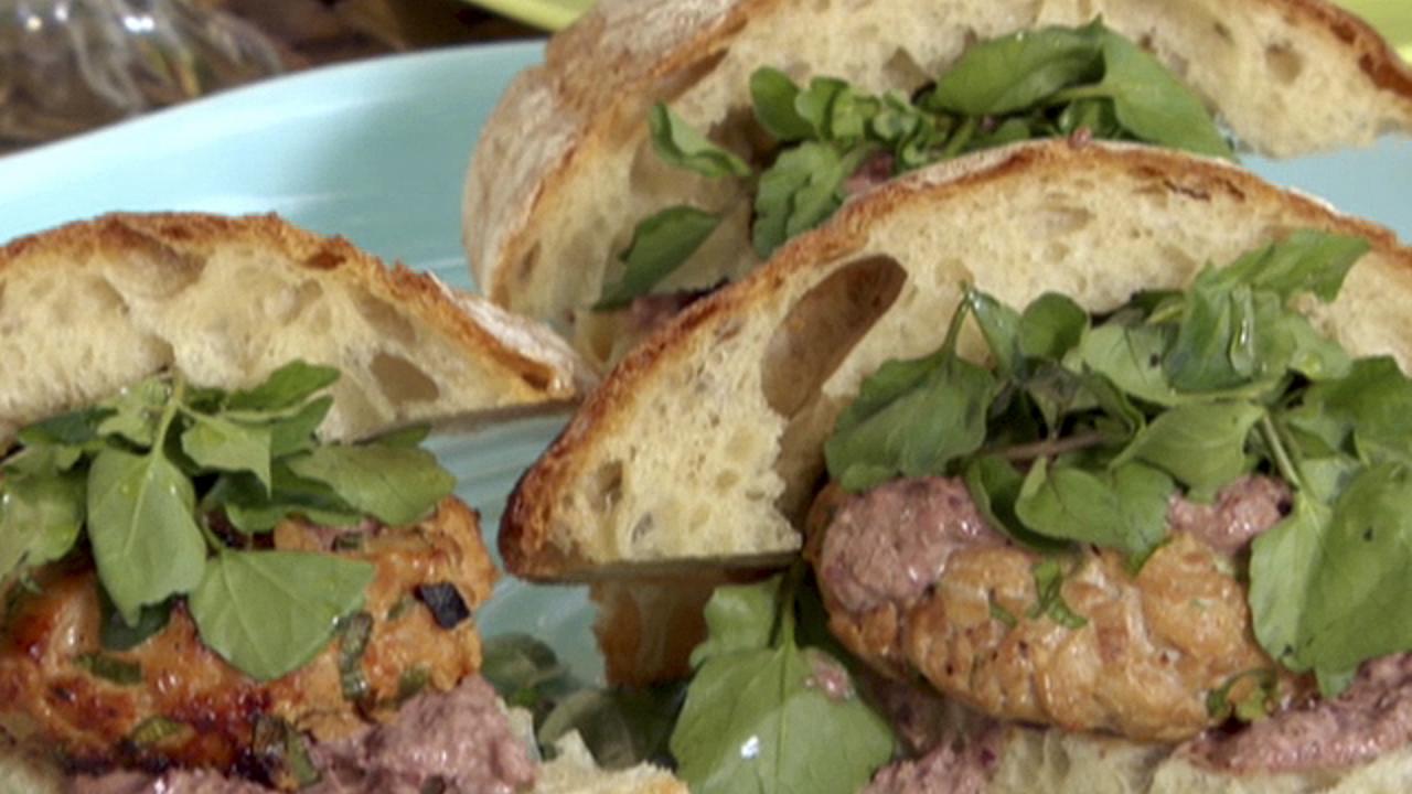 Grilled Tuna Burgers