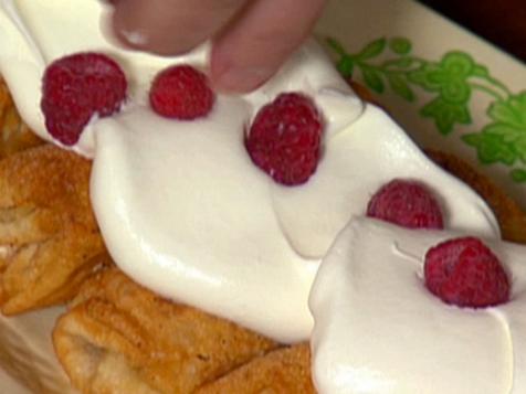 Guy's Chinese Cannoli