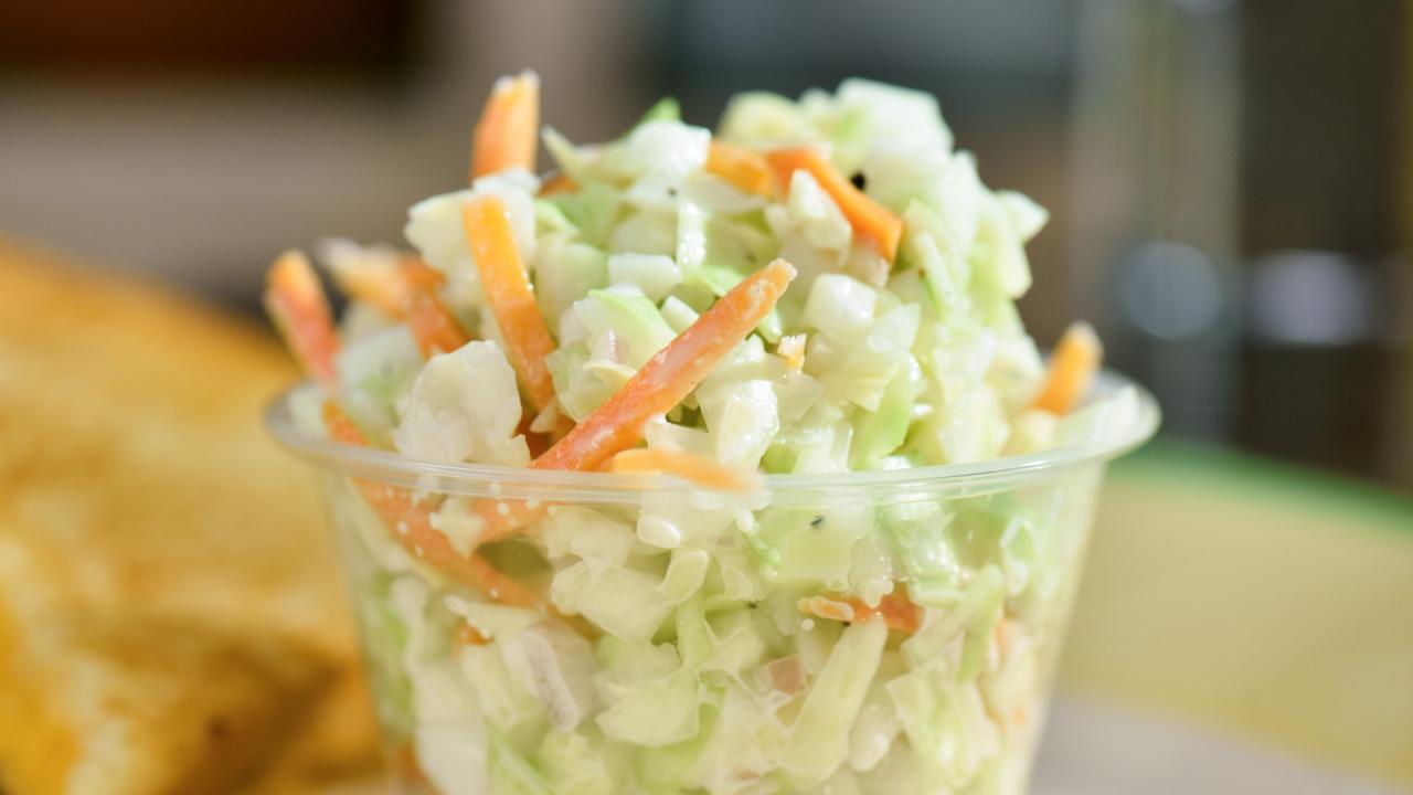Tangy and Sweet Diner Slaw