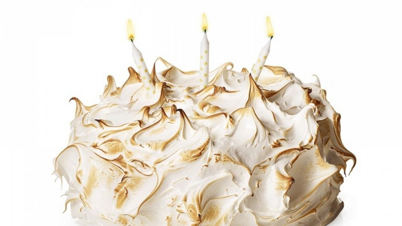 Lemon Meringue Cake