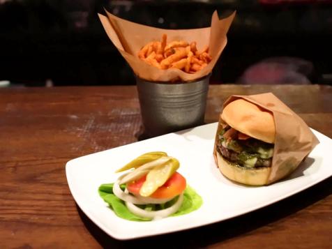 25 Degrees Gourmet Burgers