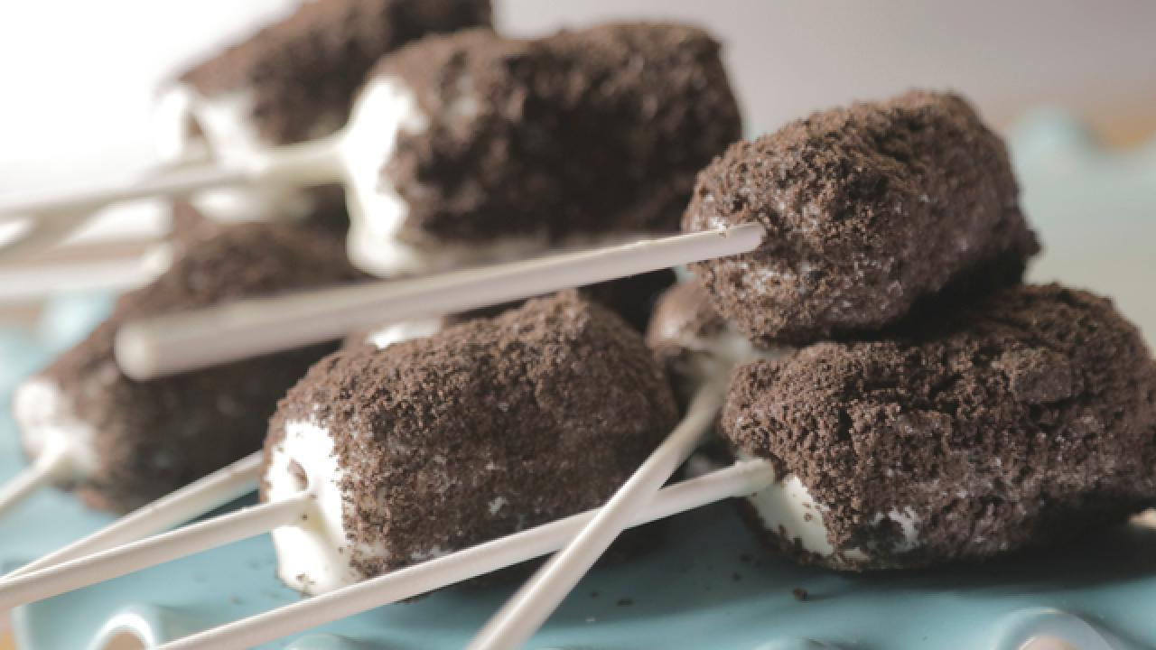 Cookies and Cream Marshmallow Treats