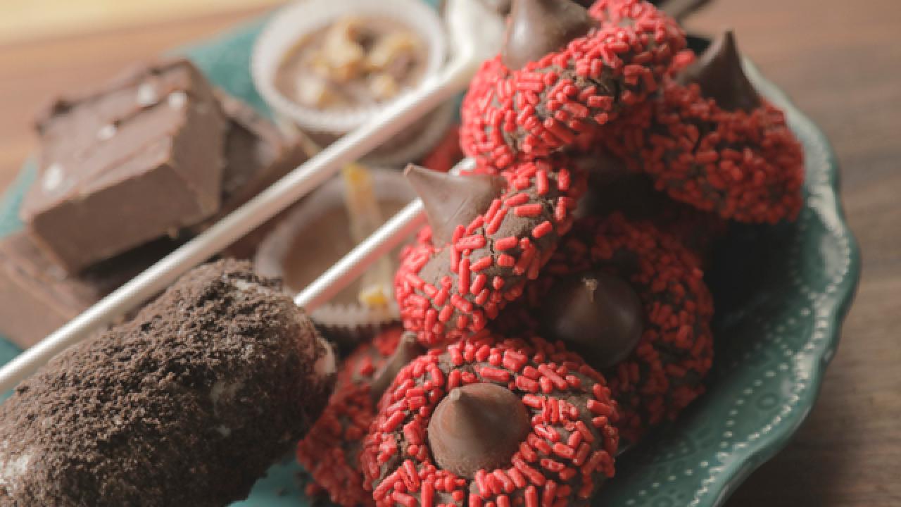 Love and Kisses Cookies