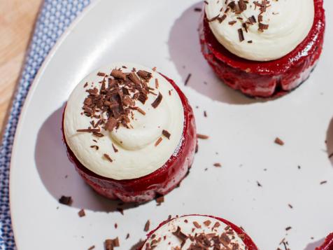 Red Velvet Cheesecake