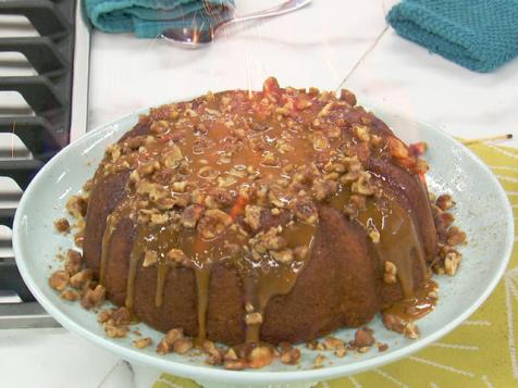 Molten Bananas Foster Cake