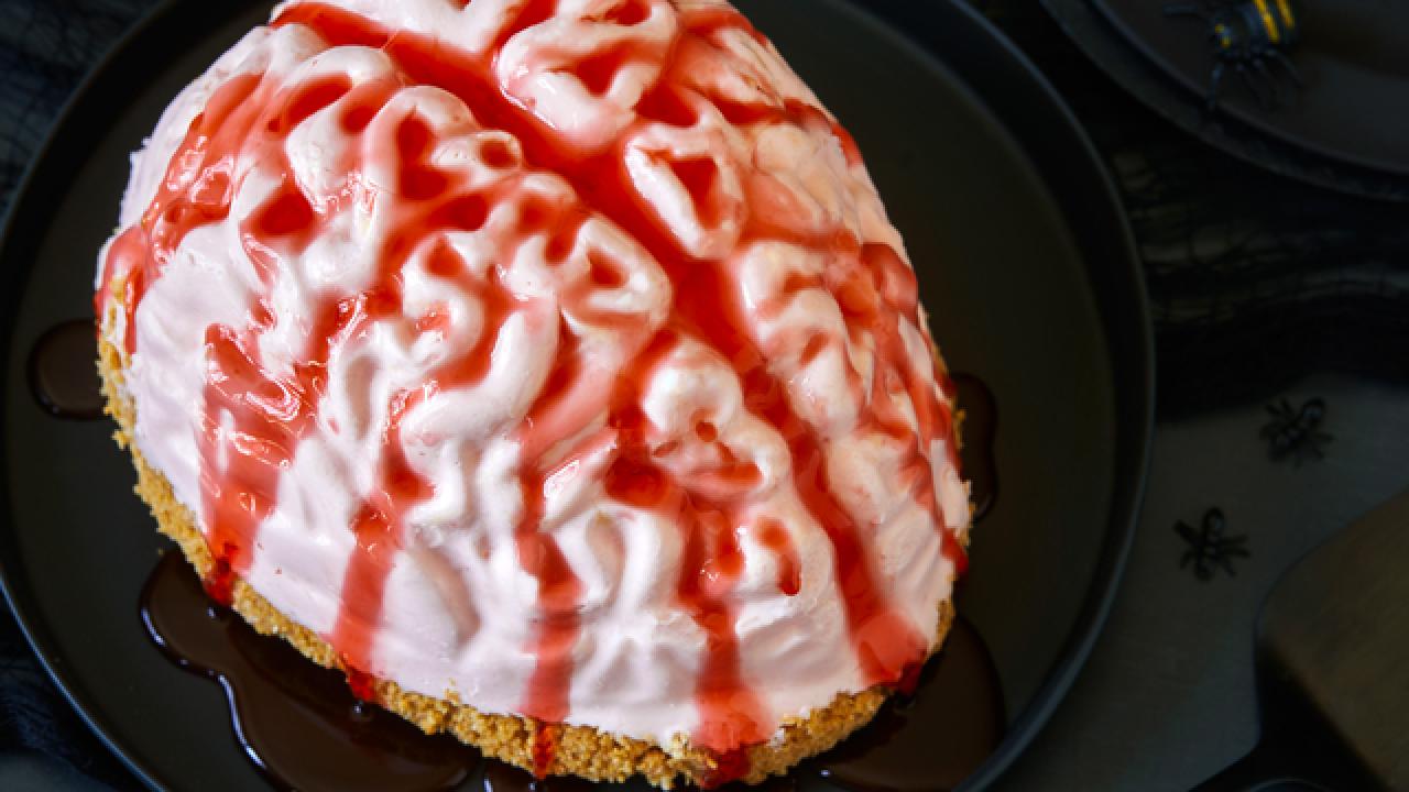 No-Bake Strawberry Cheesecake Brain