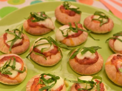 Sunny's Margarita Pita Pizza