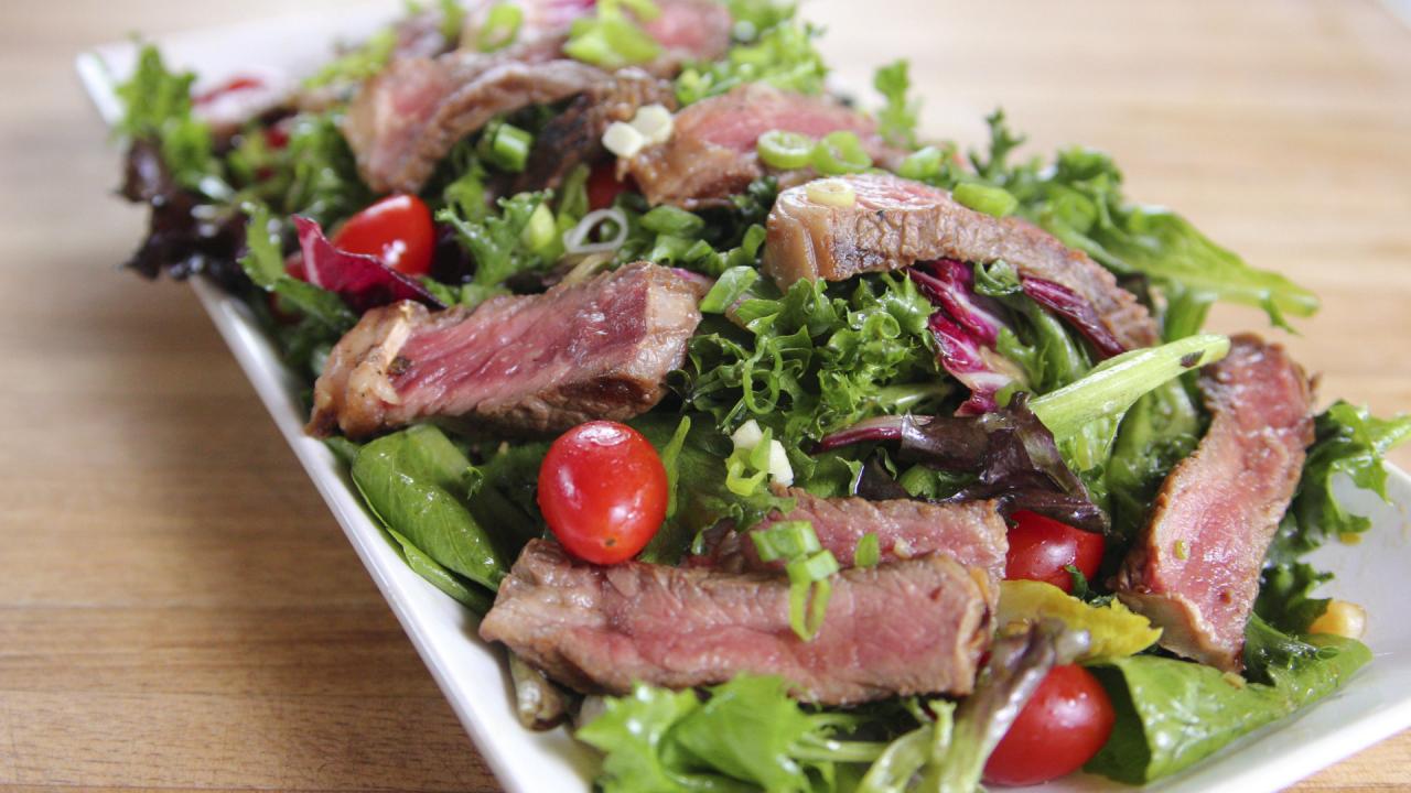 Ginger Steak Salad