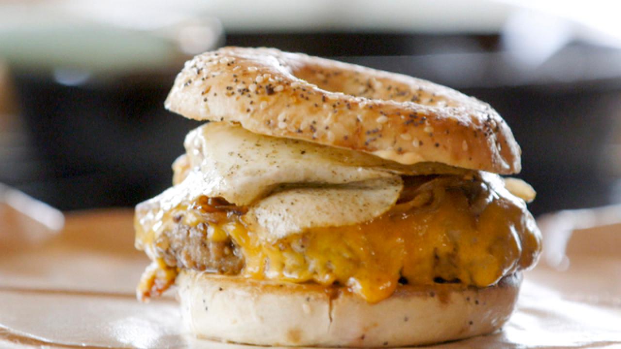 Breakfast Bagel Burger
