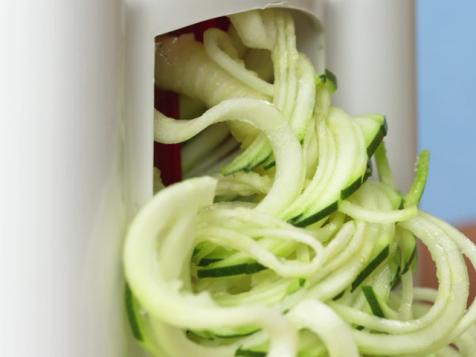 How to Use a Spiralizer