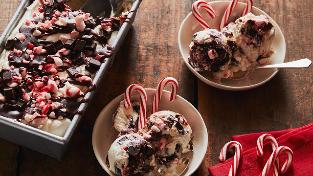 No-Churn Peppermint Chocolate Chunk Ice Cream