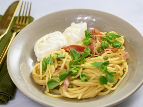 Pasta with Burrata-Speck-Pea