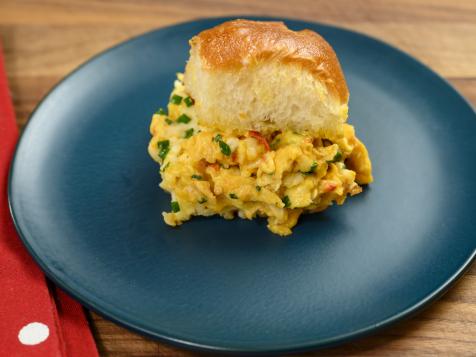Spicy Scrambled Egg Sandwich