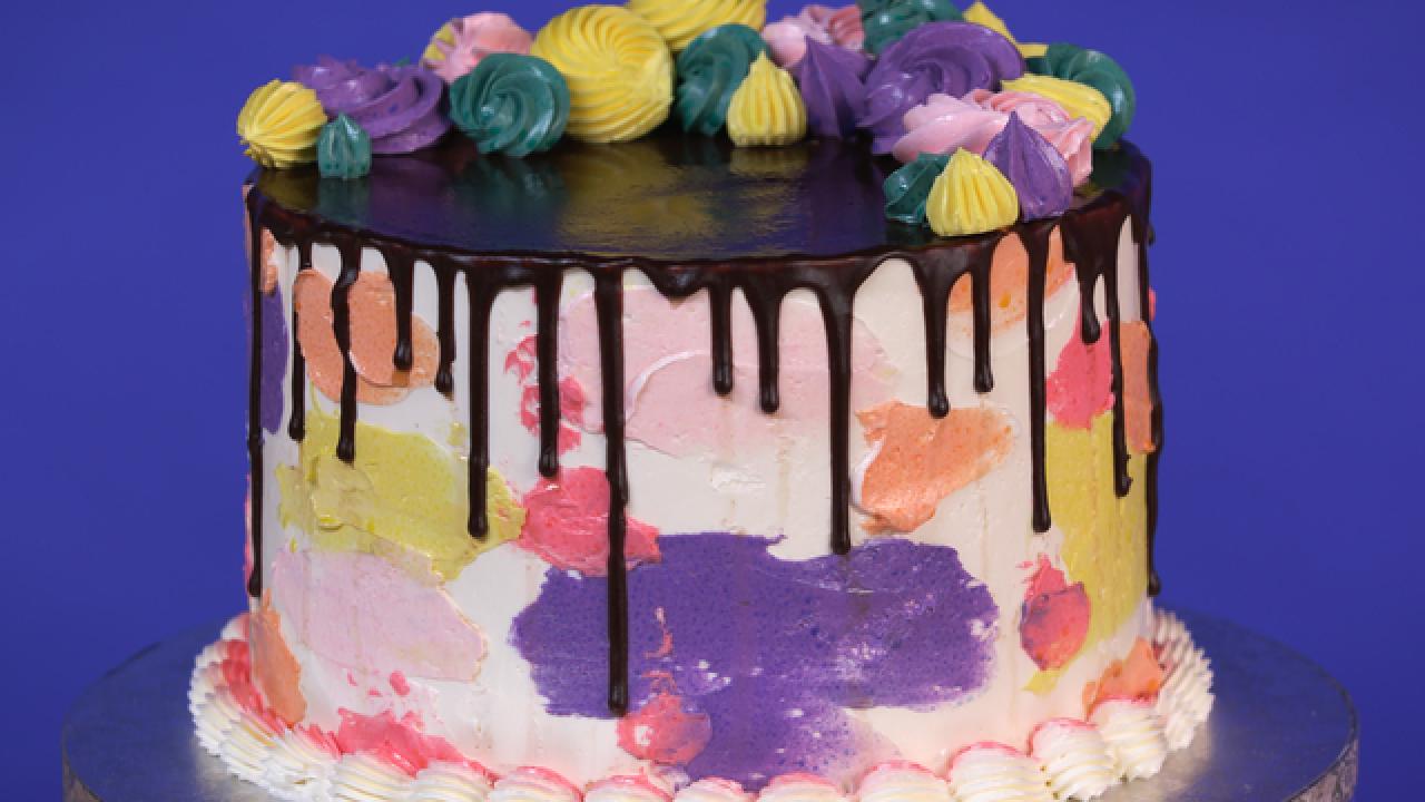 Blindfolded Cake Decorating