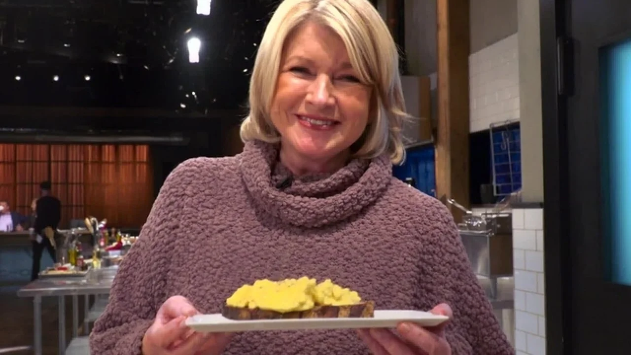 Martha Stewart's Cappuccino Machine Scrambled Eggs