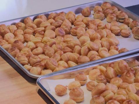 Holiday Croquembouche