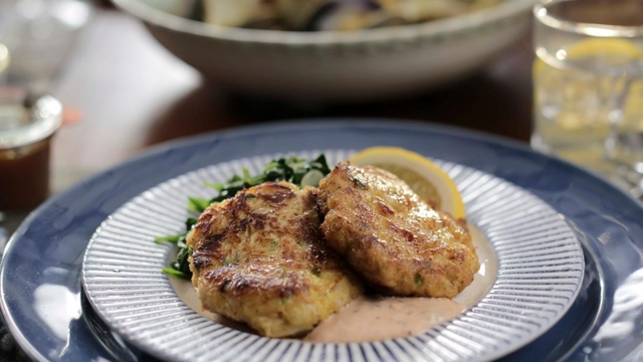 Valerie's Lump Crab Cakes