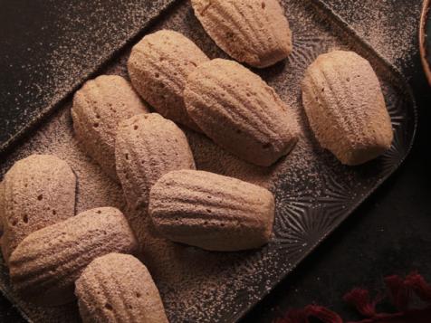 Cinnamon Sugar Madeleines