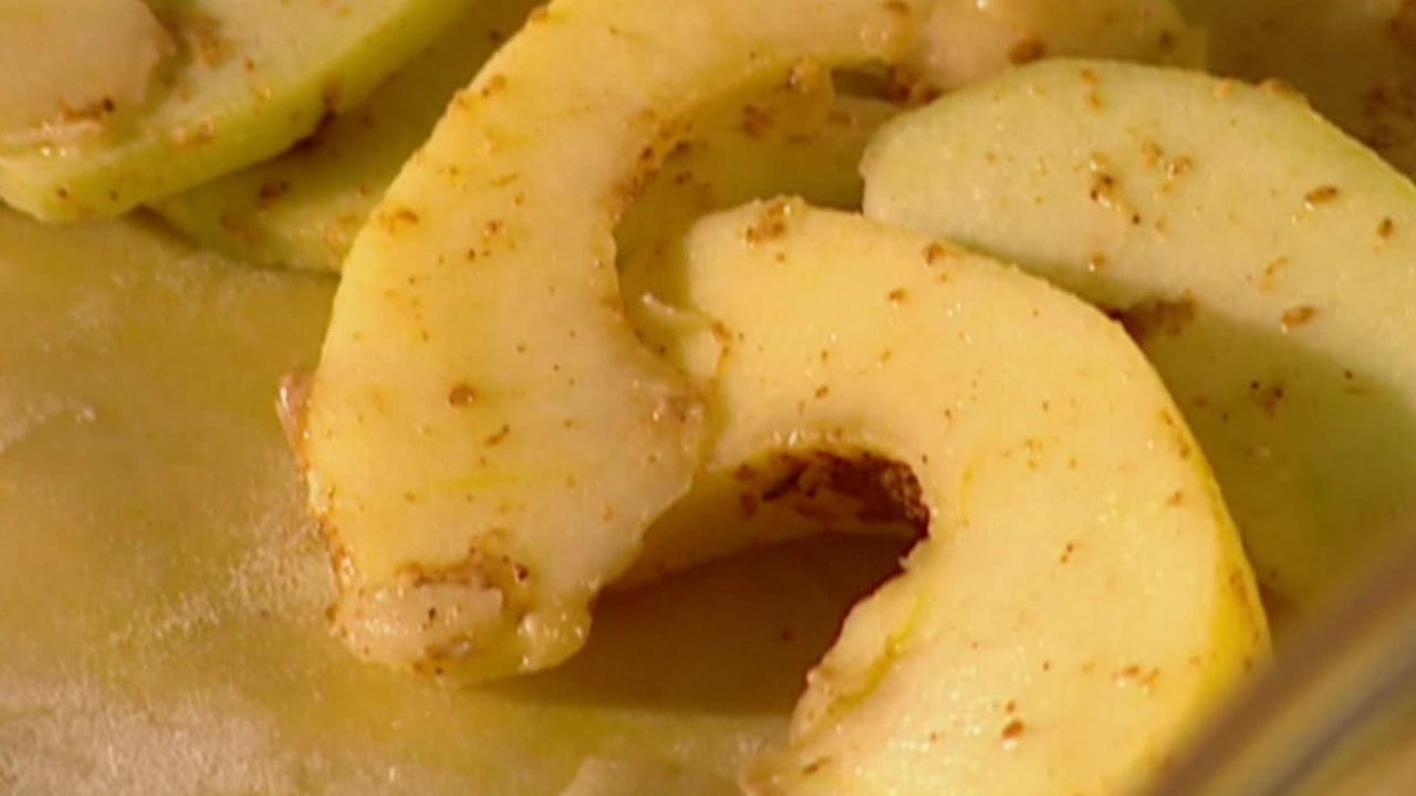 The Ultimate Caramel Apple Pie